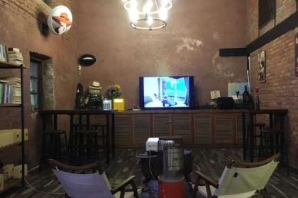 东极海子咖啡酒吧