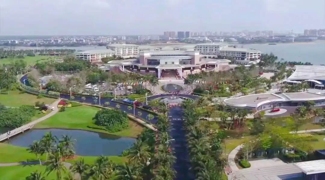 鄰近東嶼島的酒店