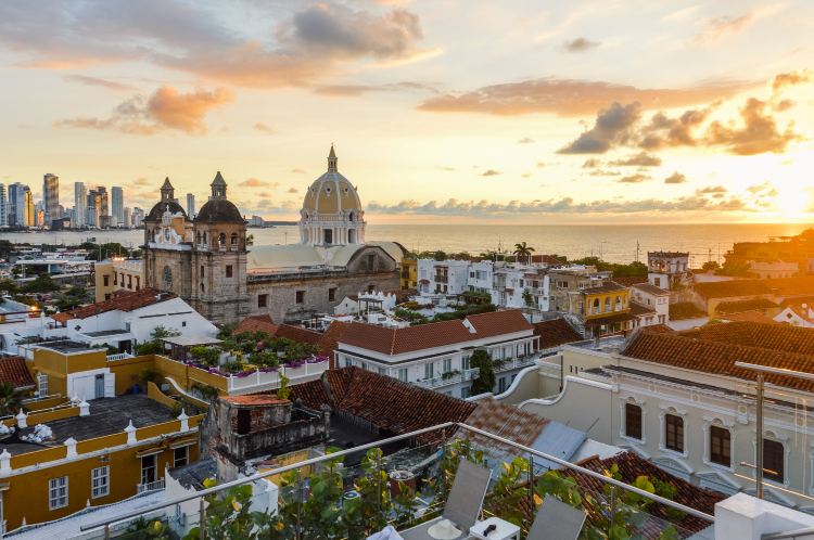 Comparación de 5 aeropuertos cerca de Cartagena
