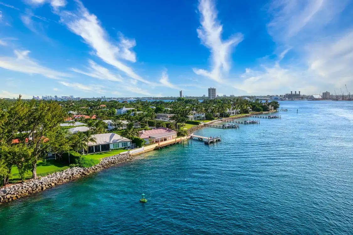 Hotels near Palm Beach