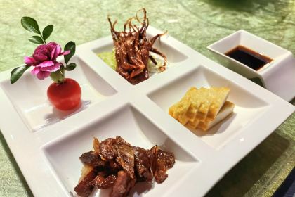 Sun Chateau On The Bund