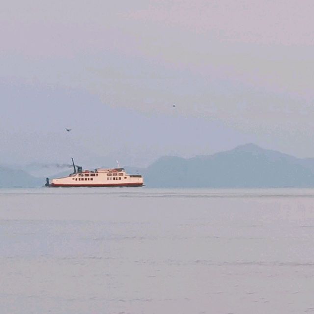 หาดสวย​ ธรรมชาติ​สมบูรณ์​