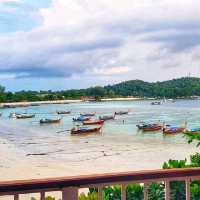 ที่พักติดทะเลวิวปัง​อลังการ