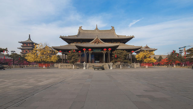 Huayan Temple Square