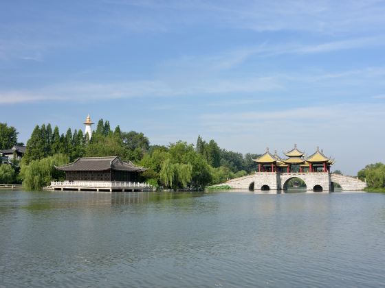 Yangzhou Baguai Memorial Hall