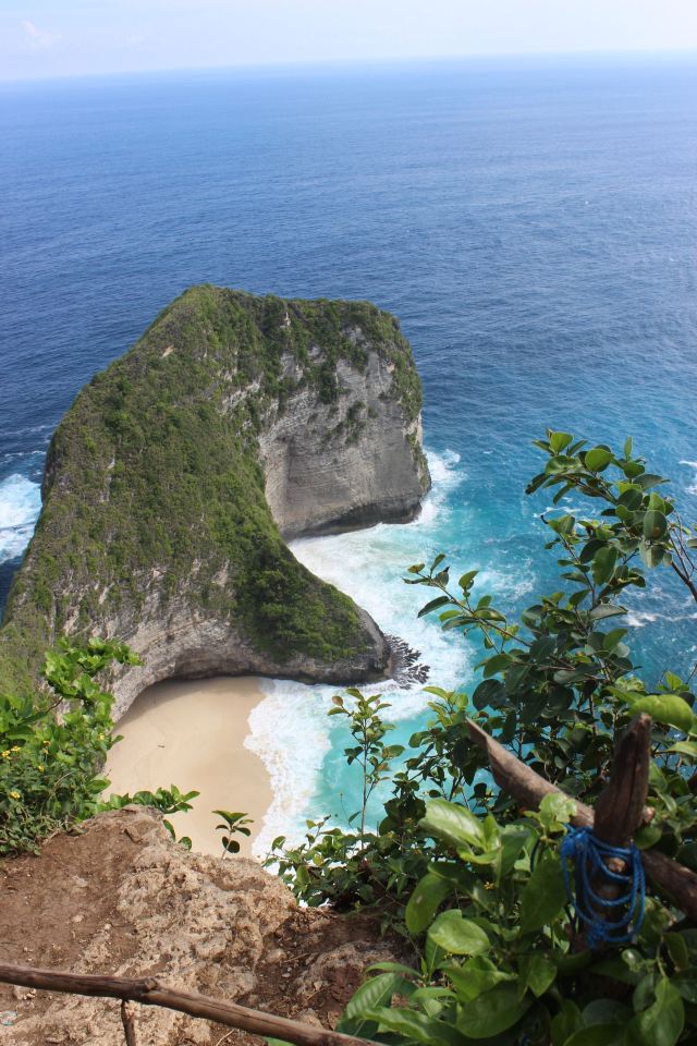 Kelingking Beach
