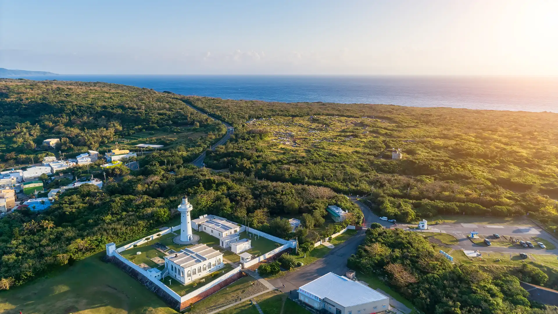 Hotels near Cape Eluanbi