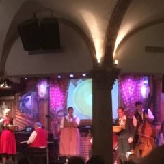 Stadtkeller Swiss Folklore Restaurant 여행 사진