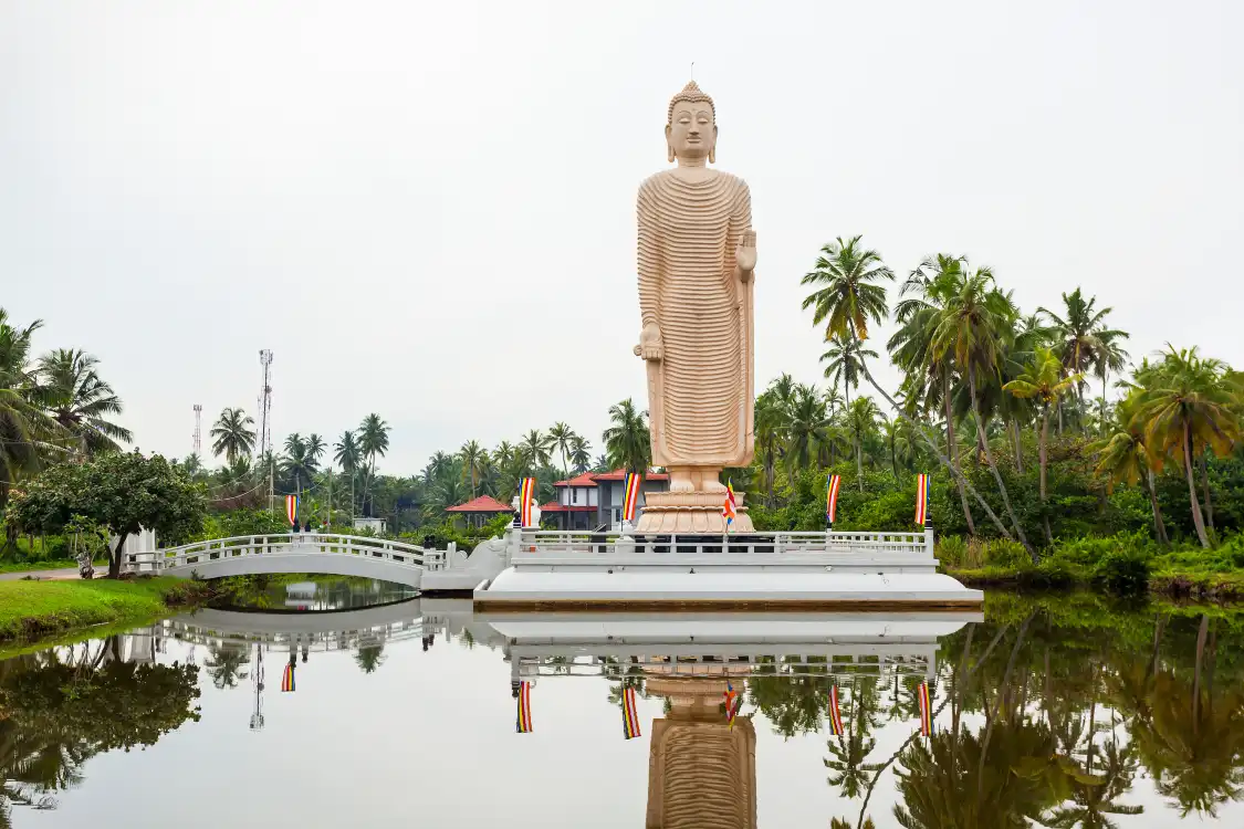 Hotels near Hikkaduwa Lake