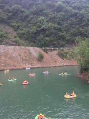 Zhongba River Valley Drifting