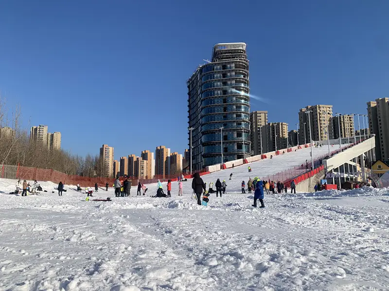 丁香湖奧悦滑雪場