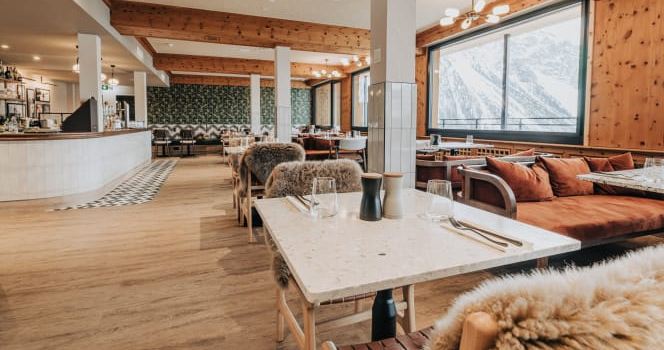 Alpensand Panoramic Restaurant & Social Club