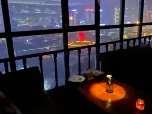 望Lounge Cocktail/Whisky Bar