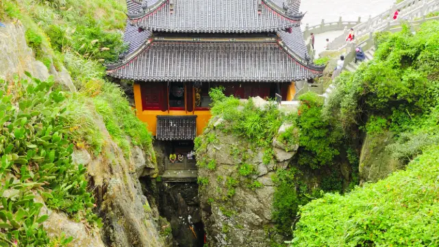 普陀山 | 梵音古洞