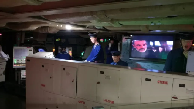 Tianjin Teda Aircraft Carrier Theme Park Carrier Formation Kiev Aircraft Carrier Third-Class Exhibition Area - Combat Command Center