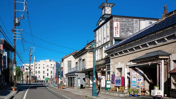 Sakaimachi Hondori Street