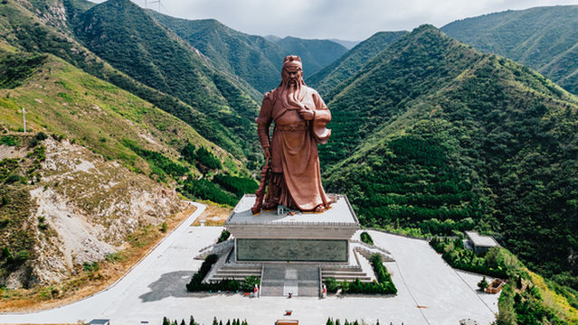 Statue of Emperor Guan