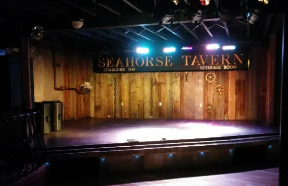 Seahorse Tavern