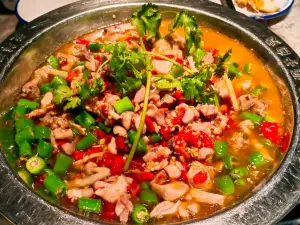 兔行天下鸿鹤鲜锅兔(自贡店)