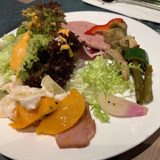 抵食龍蝦海鮮半自助餐