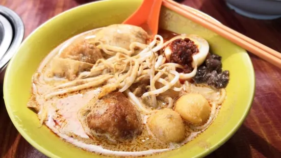 Tampoi Laksa