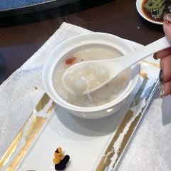 Bin jiang hua yue yan User Photo