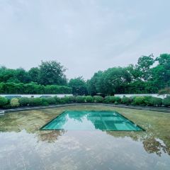 WATERLIGHT COURT User Photo