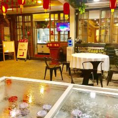 Tie Ge Bi ( Nan Tang Yi Qi ) User Photo