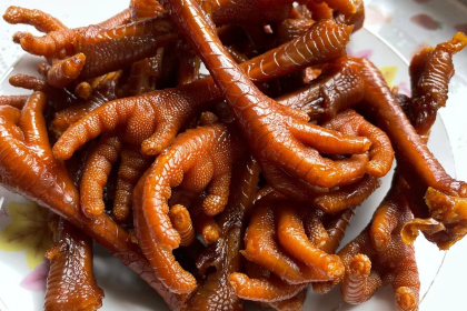 弥勒竹园甩三碗卤鸡店