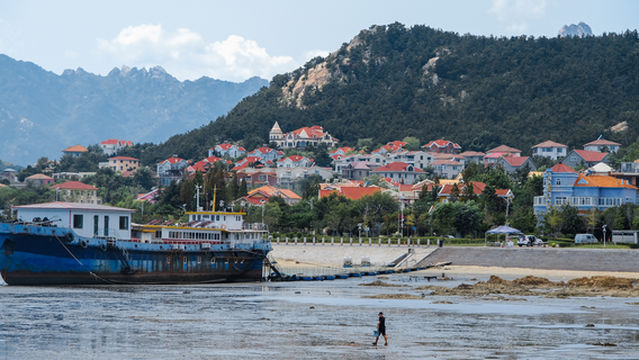 Meeting Yard Caohaiyuan