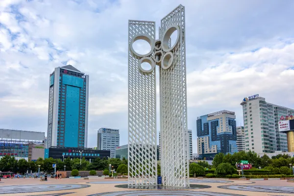 โรงแรมใกล้Baotong Passenger Transport Terminal