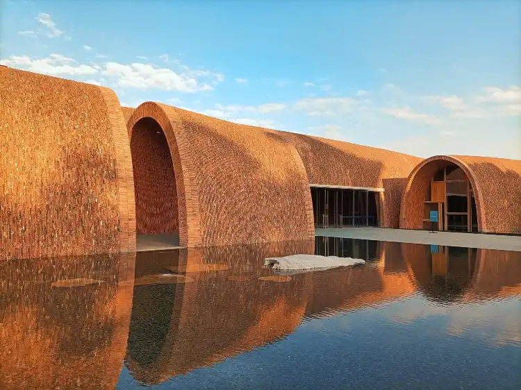 Hotels near Jingdezhen Imperial Kiln Museum