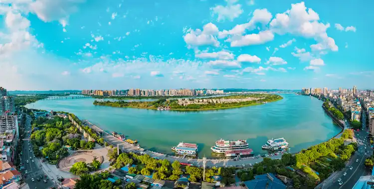 鄰近遂寧喜盈門卡百利藝術塗料高定館的酒店