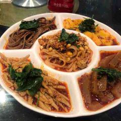 Lingshijiawaijiaqishan Noodles 여행 사진