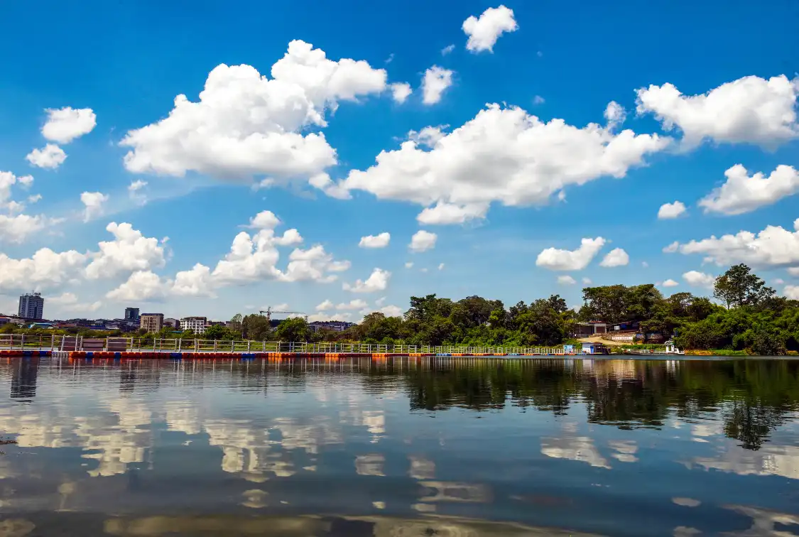 Hotels near Wetland Park