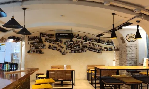 Tsota Tsota Craft Beer Pub