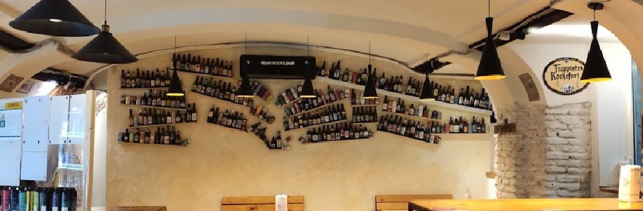 Tsota Tsota Craft Beer Pub