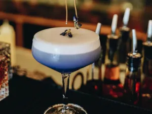 Bar & Restaurant naïv