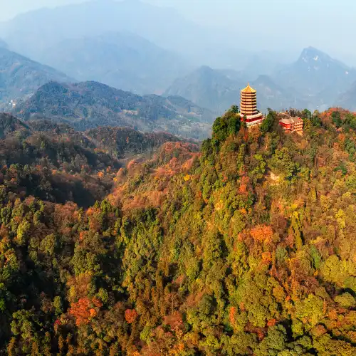 Popular Fall Viewing Attractions in Dujiangyan