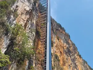 Niuzhu River Grand Canyon - Qingyun Ladder