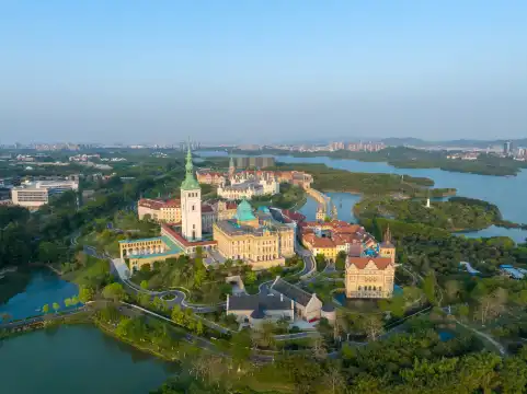 Hotels near Songshan Lake