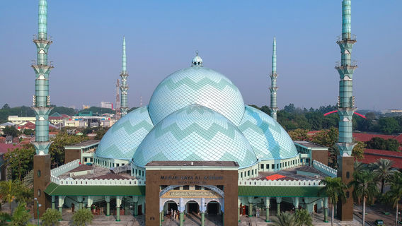 Masjid Raya Al A'zhom Tangerang
