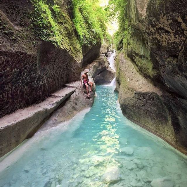 Kawasan Falls