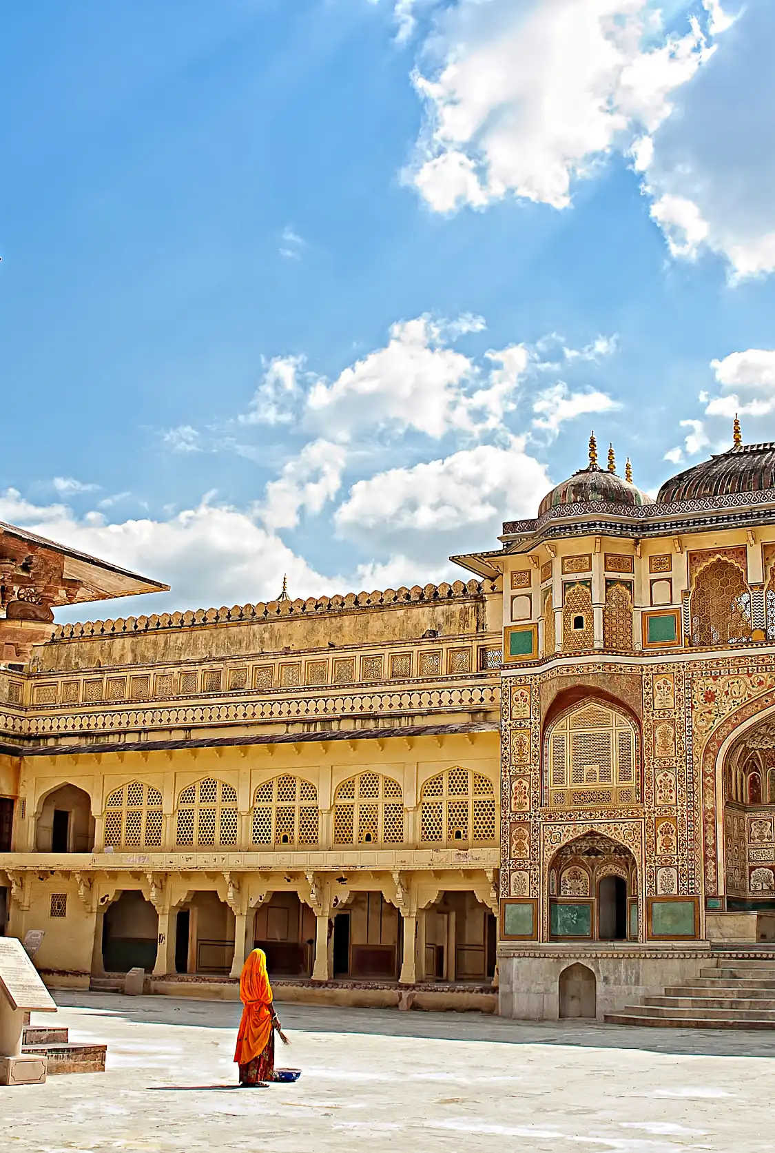 Hotels near Amber Palace