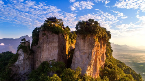 竇圌山景區