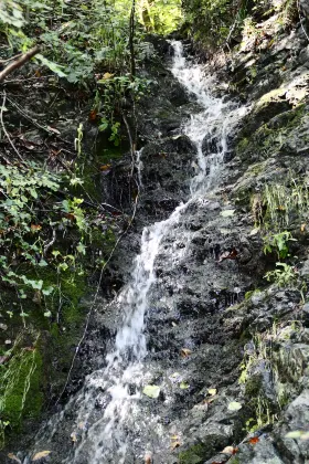 JI Hotel (Wuzhishan Sanyuesan Avenue)