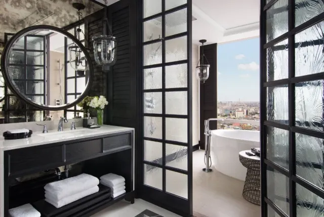 【2022曼谷新酒店推薦】五星級酒店、超寬敞房型、無邊際泳池