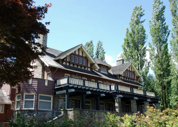 Hotels in der Nähe von Kootenay Floral