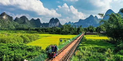 冠巖