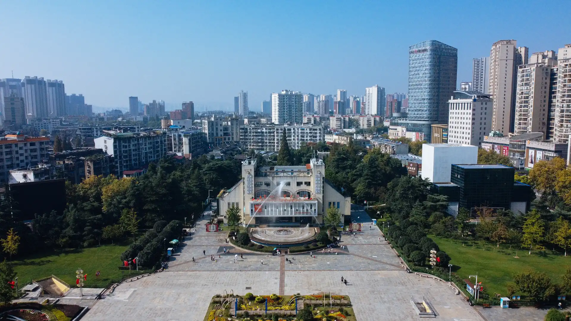Hotels near Renmin Square